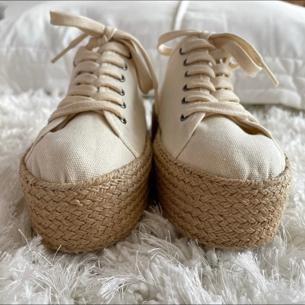 Pull & Bear women fashion platform sneakers size 6.5